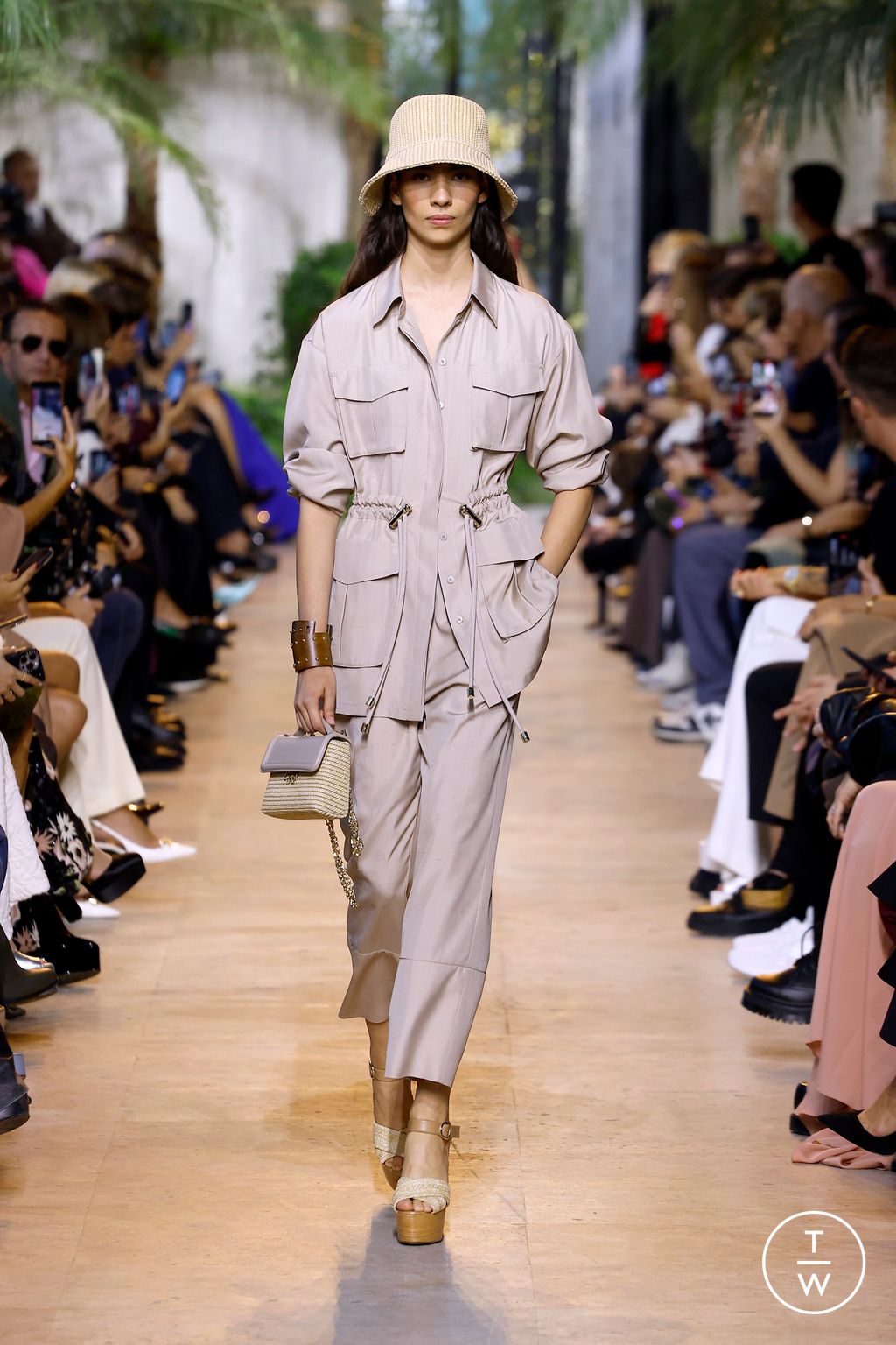 Fashion Week Paris Spring/Summer 2025 look 6 from the Elie Saab collection womenswear