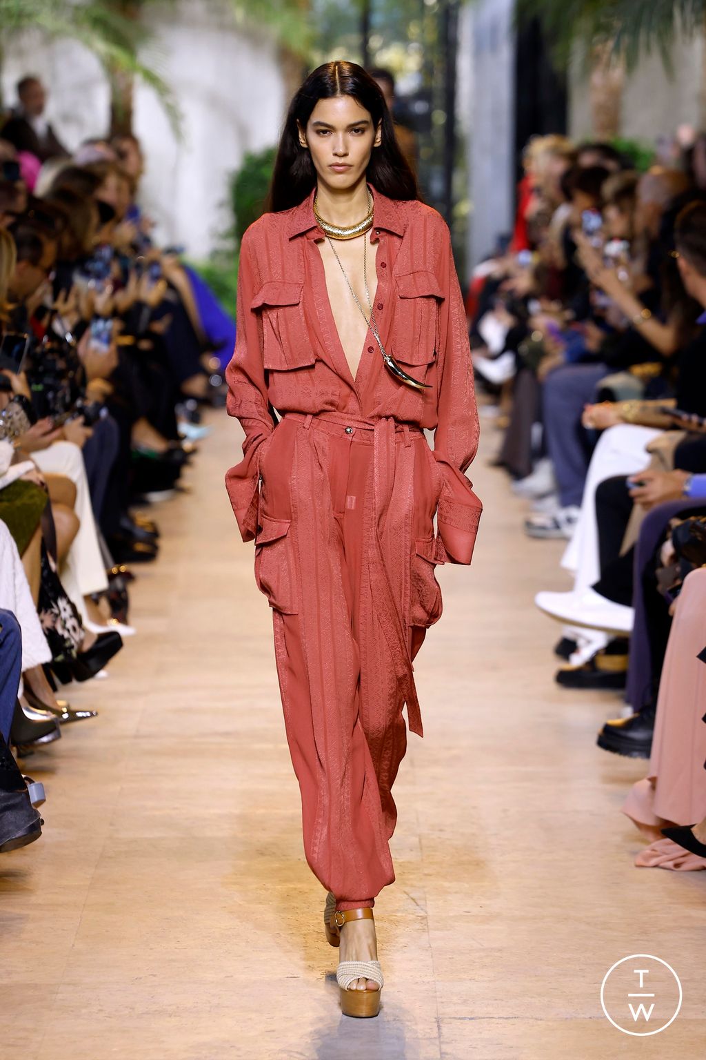 Fashion Week Paris Spring/Summer 2025 look 11 from the Elie Saab collection womenswear