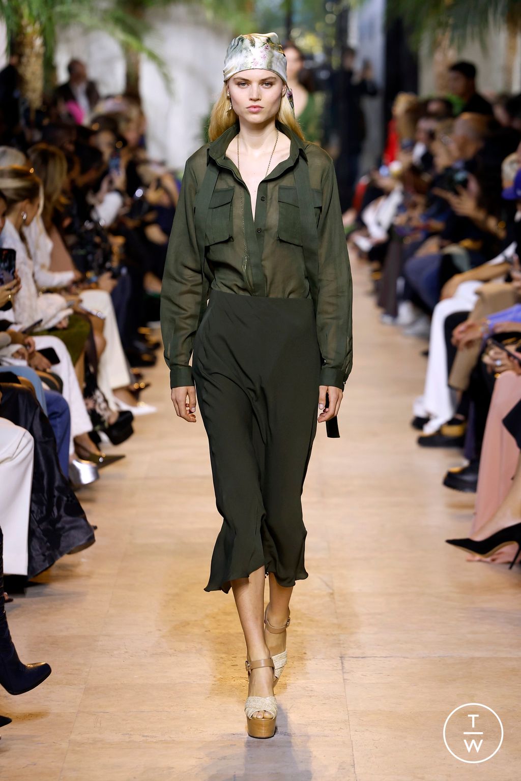 Fashion Week Paris Spring/Summer 2025 look 32 from the Elie Saab collection womenswear