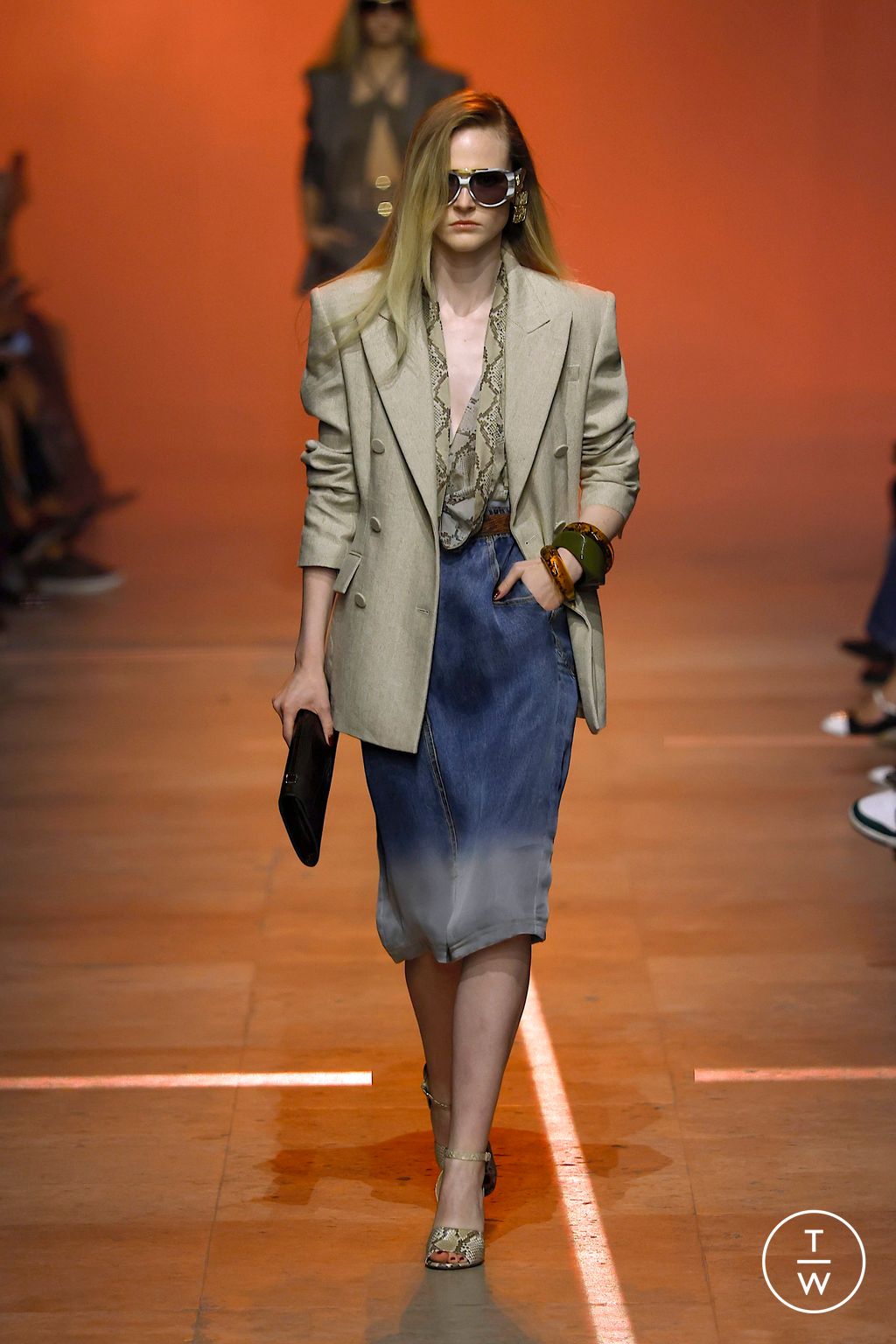 Fashion Week Paris Spring/Summer 2026 look 26 from the Elie Saab collection womenswear