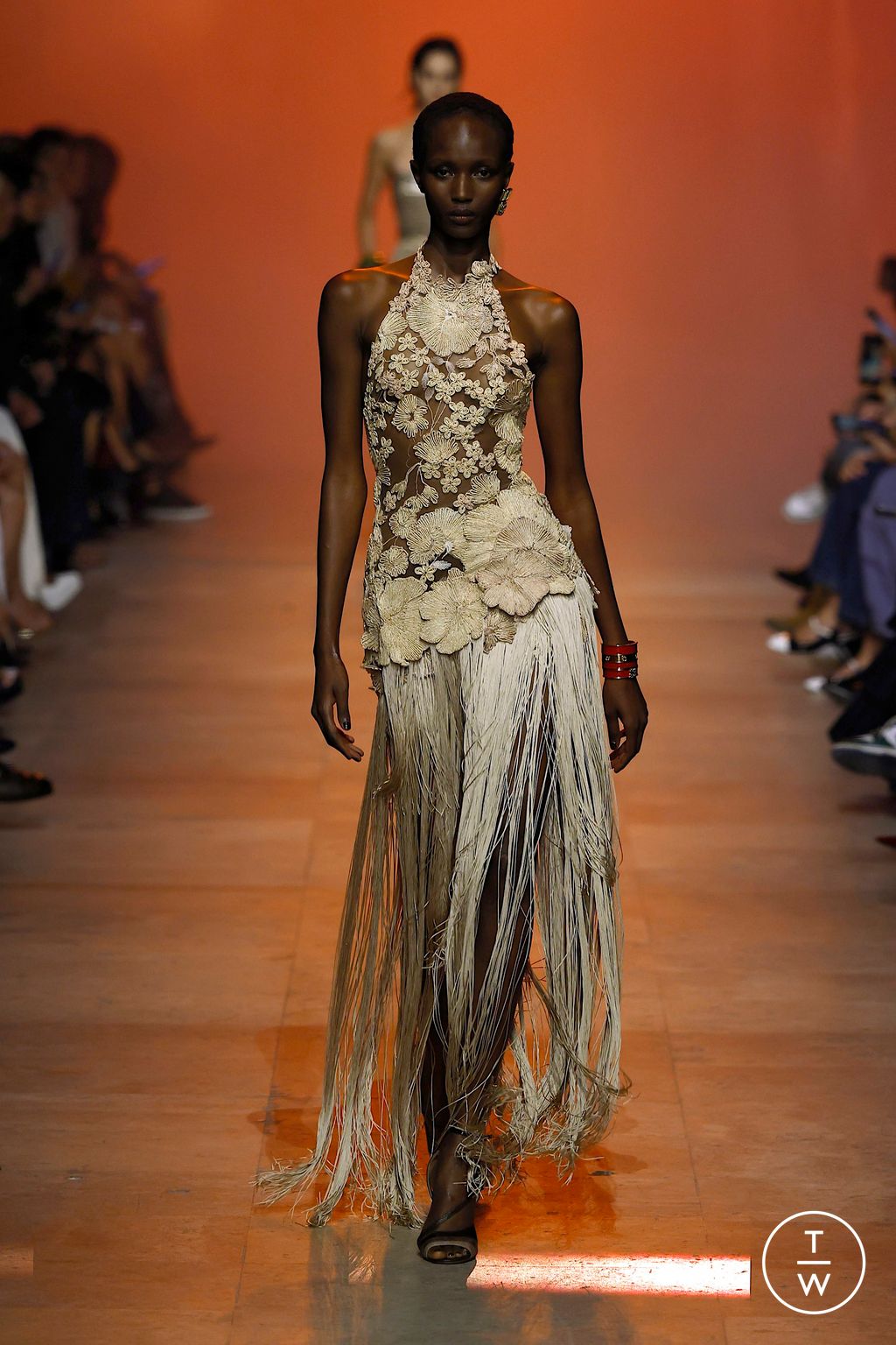 Fashion Week Paris Spring/Summer 2026 look 44 from the Elie Saab collection 女装