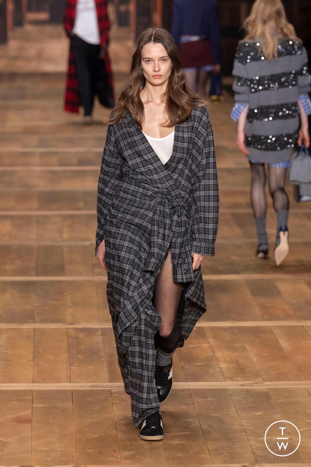 Fashion Week Milan Fall/Winter 2024 look 5 de la collection Elisabetta Franchi womenswear