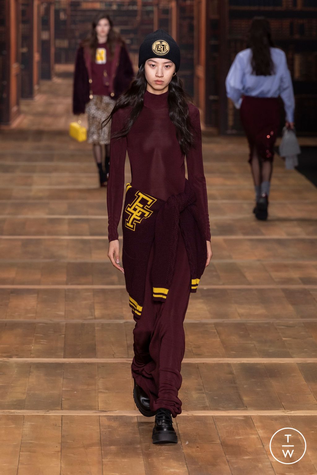 Fashion Week Milan Fall/Winter 2024 look 17 de la collection Elisabetta Franchi womenswear