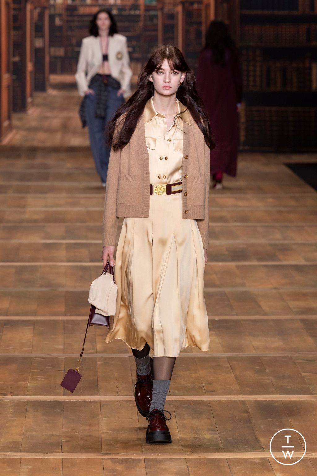 Fashion Week Milan Fall/Winter 2024 look 27 from the Elisabetta Franchi collection 女装