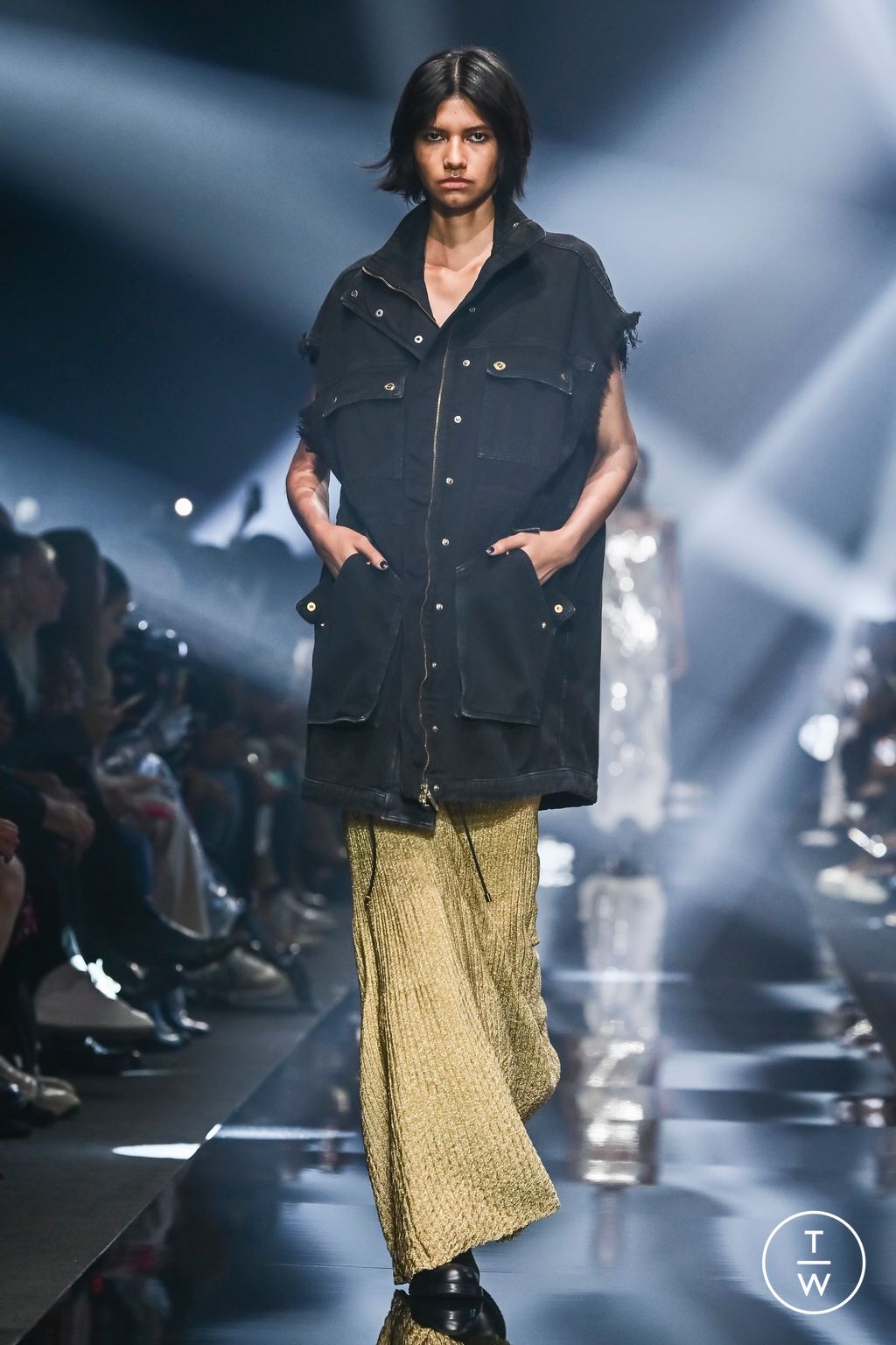 Fashion Week Milan Spring/Summer 2024 look 4 from the Elisabetta Franchi collection womenswear