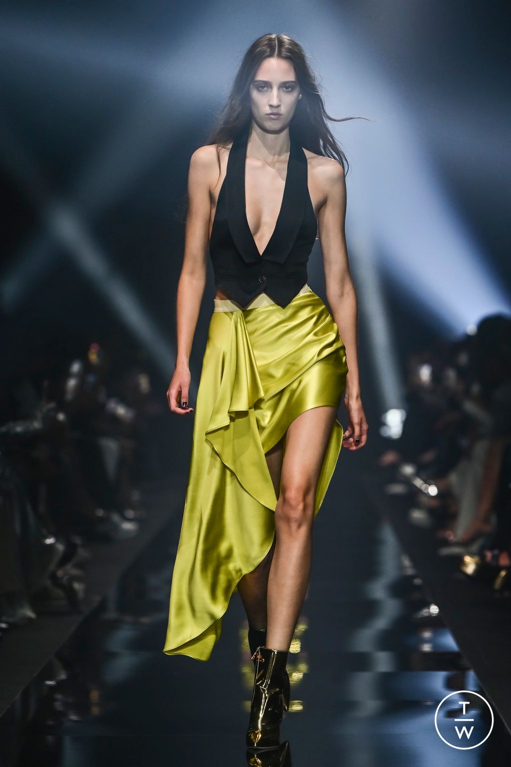 Fashion Week Milan Spring/Summer 2024 look 27 from the Elisabetta Franchi collection womenswear
