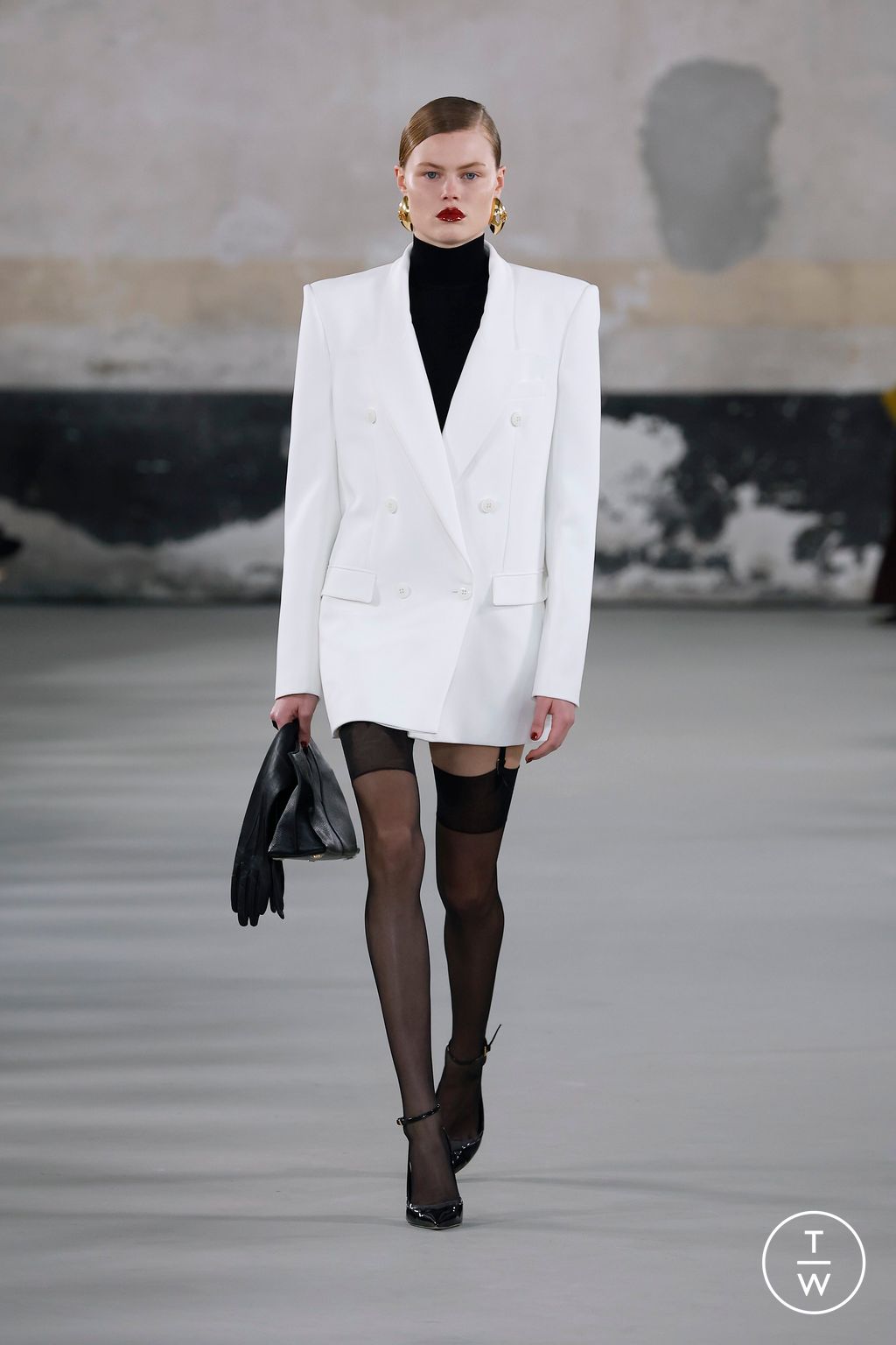 Fashion Week Milan Spring/Summer 2025 look 17 from the Elisabetta Franchi collection womenswear