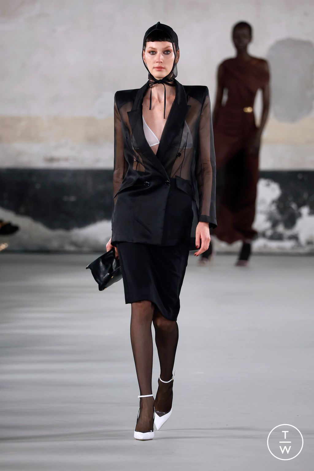 Fashion Week Milan Spring/Summer 2025 look 23 from the Elisabetta Franchi collection womenswear
