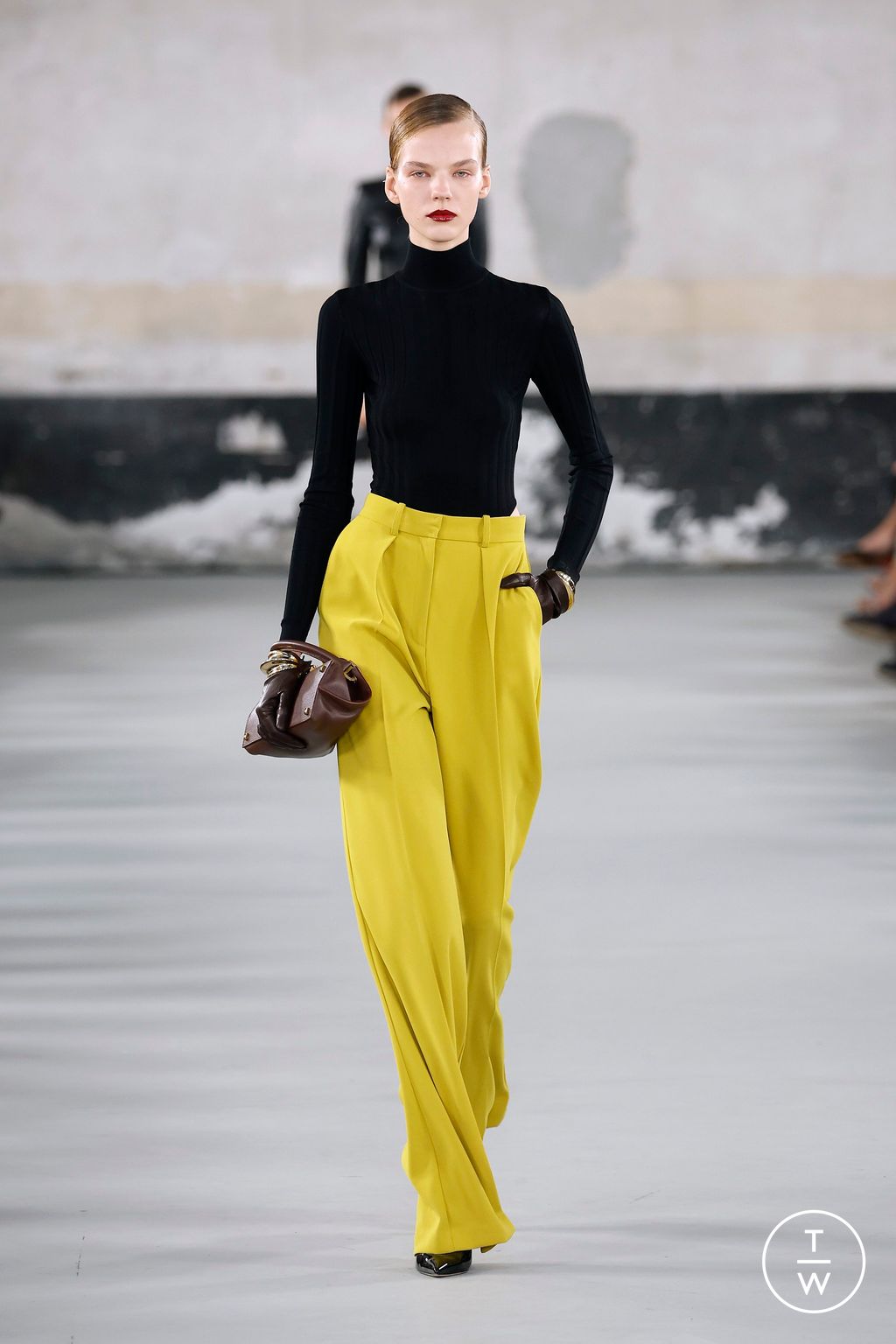 Fashion Week Milan Spring/Summer 2025 look 32 from the Elisabetta Franchi collection womenswear