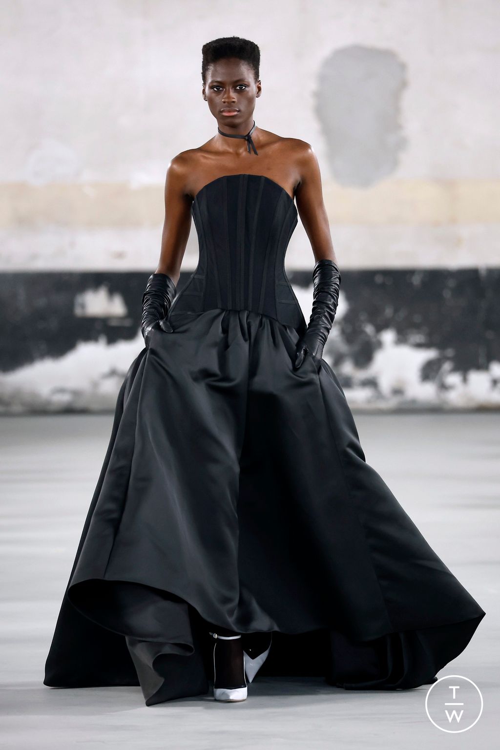 Fashion Week Milan Spring-Summer 2025 look 54 from the Elisabetta Franchi collection womenswear