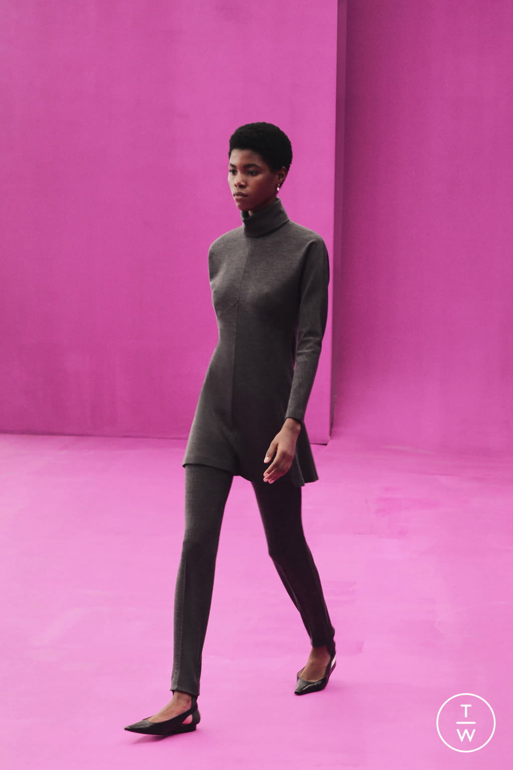 Fashion Week London Fall/Winter 2021 look 14 from the Emilia Wickstead collection womenswear