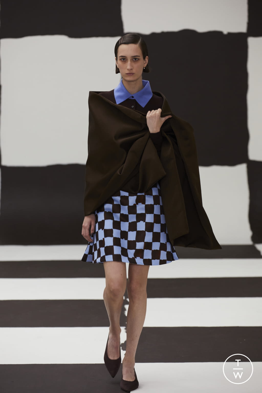 Fashion Week London Fall/Winter 2022 look 28 de la collection Emilia Wickstead womenswear