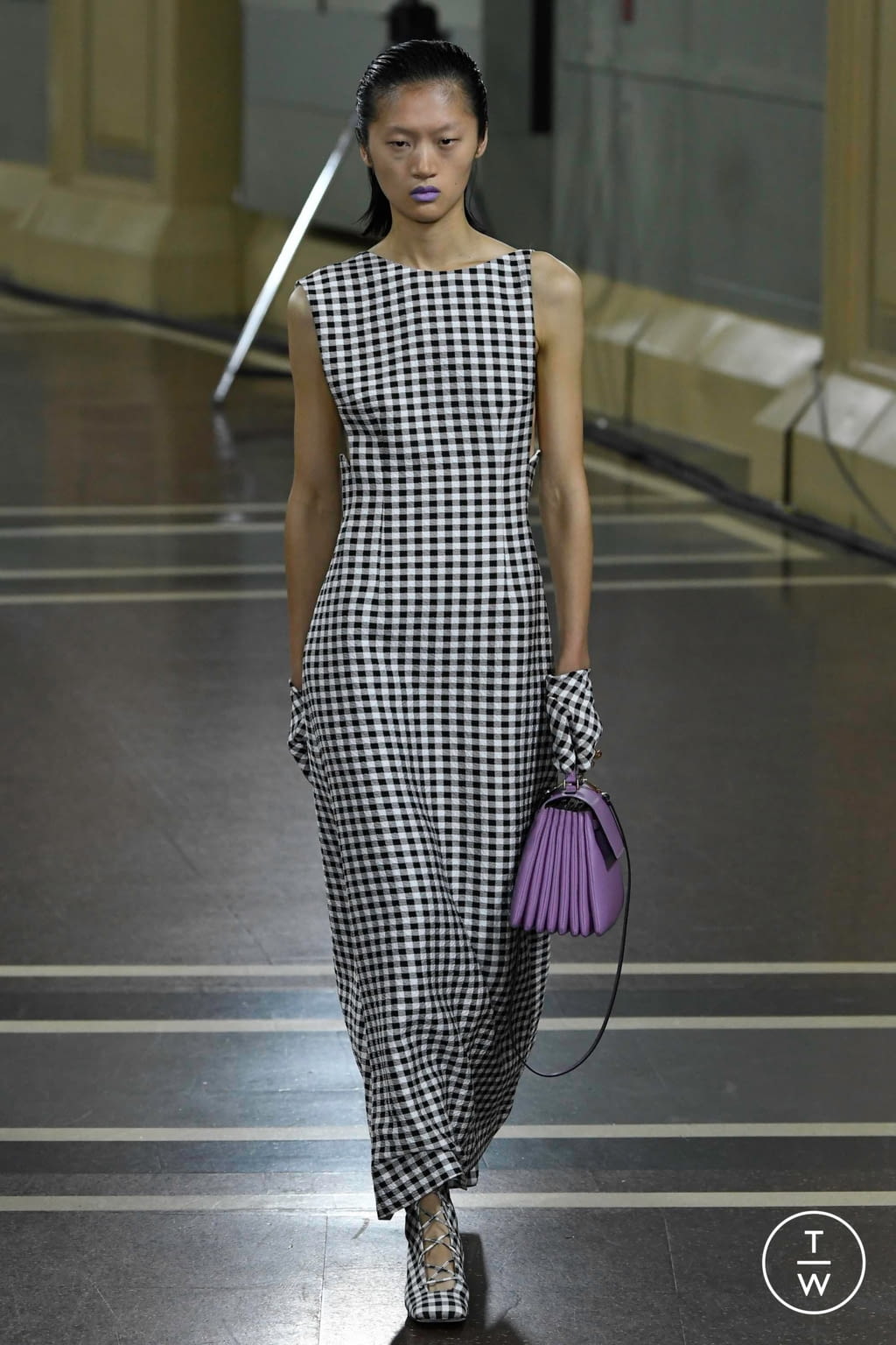 Fashion Week London Spring/Summer 2020 look 21 from the Emilia Wickstead collection womenswear