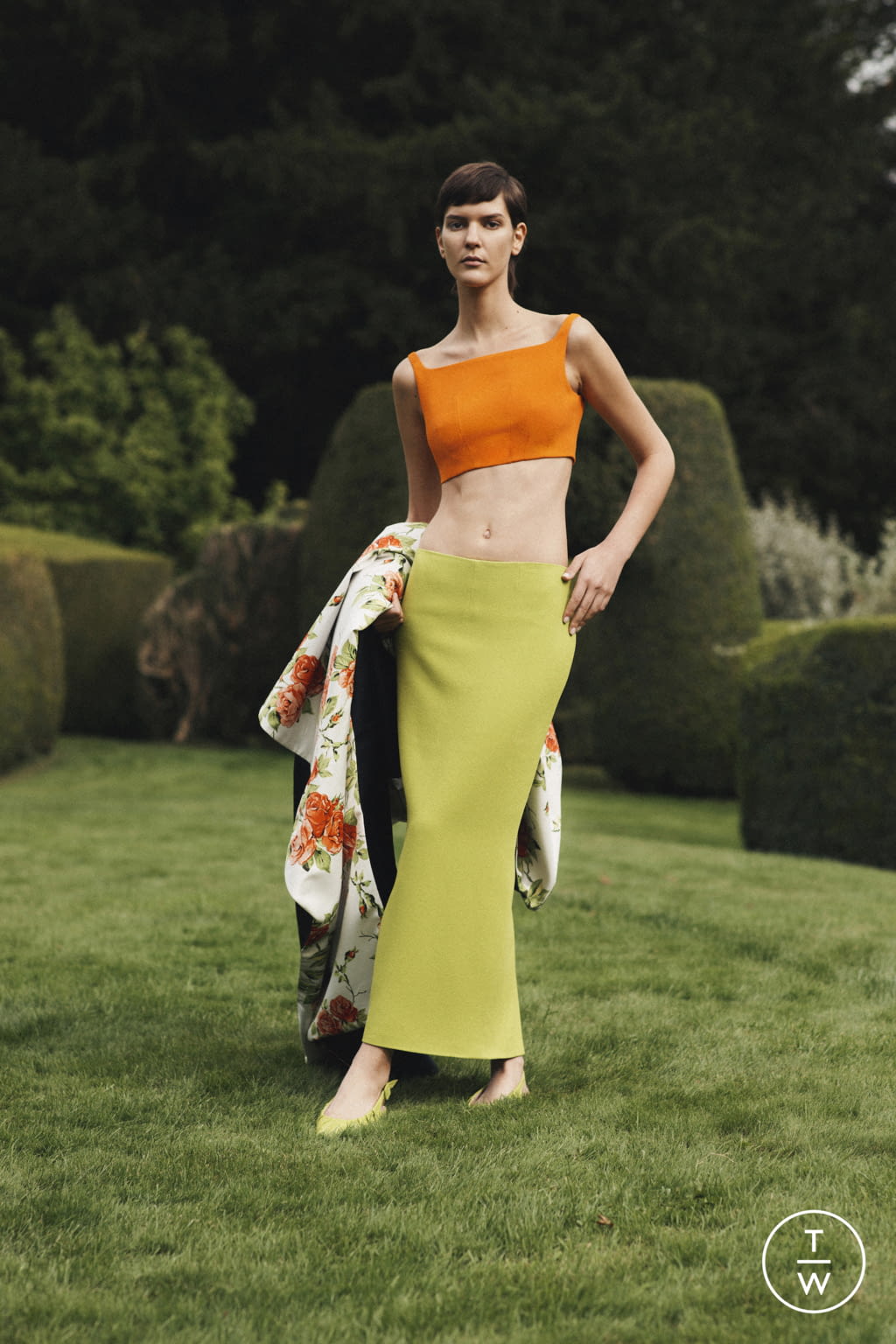 Fashion Week London Spring/Summer 2022 look 18 de la collection Emilia Wickstead womenswear