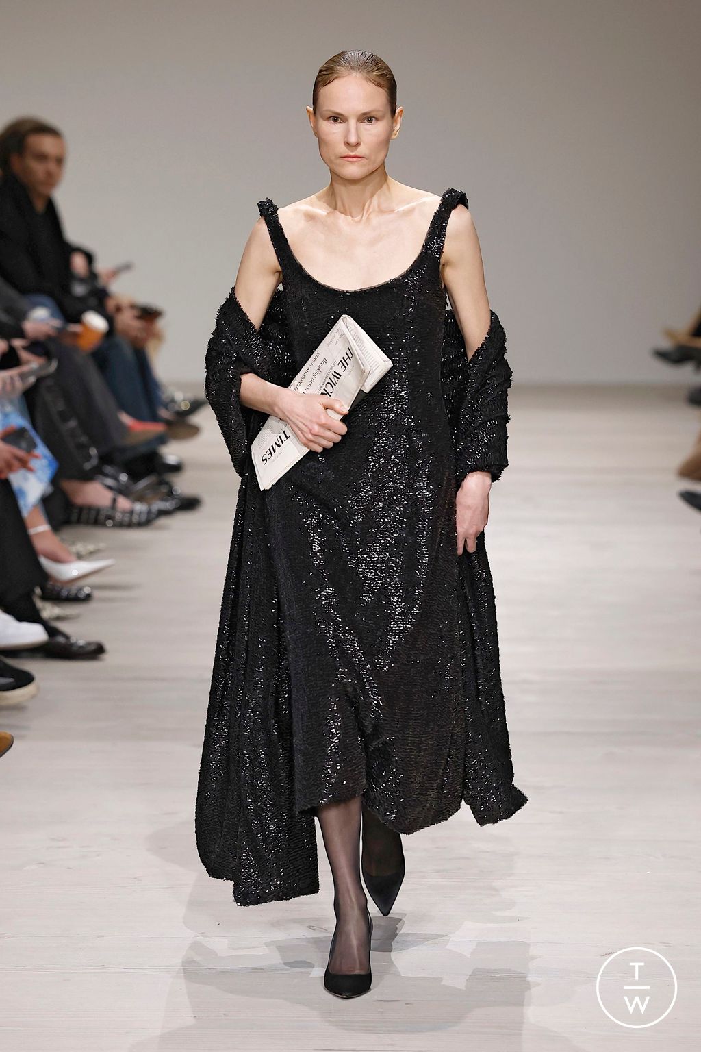 Fashion Week London Fall/Winter 2025 look 30 from the Emilia Wickstead collection womenswear