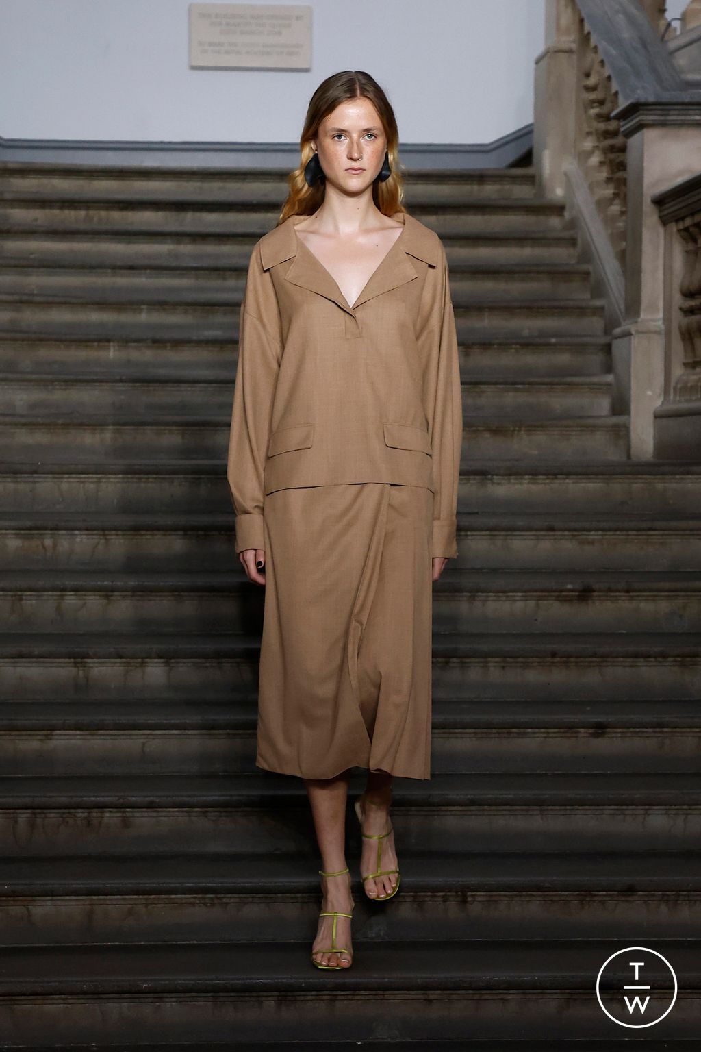 Fashion Week London Spring/Summer 2024 look 6 from the Emilia Wickstead collection womenswear
