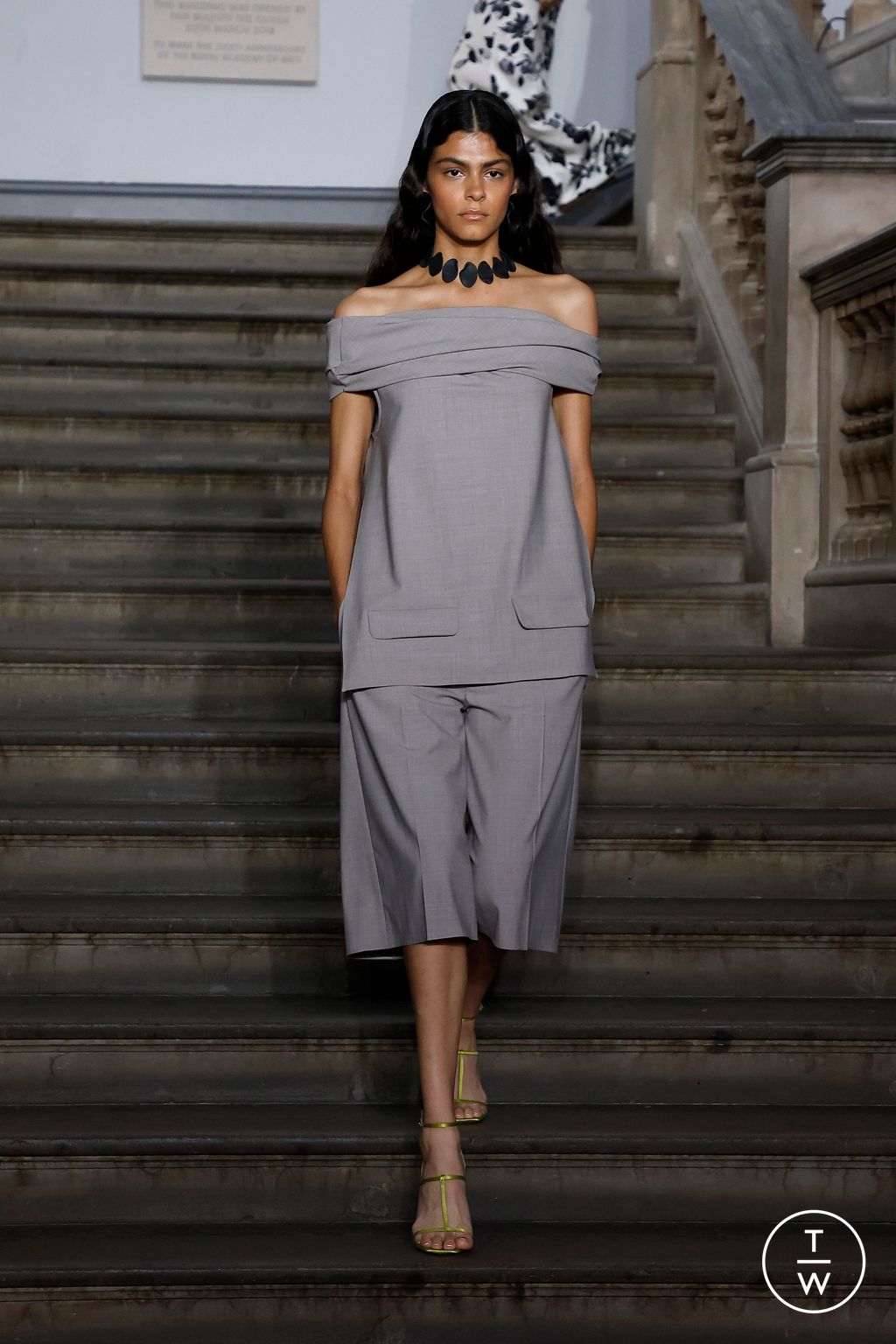 Fashion Week London Spring/Summer 2024 look 19 from the Emilia Wickstead collection womenswear