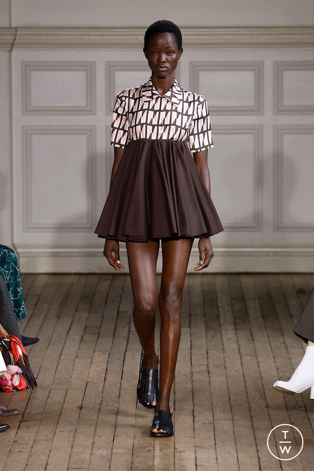 Fashion Week London Spring/Summer 2025 look 5 from the Emilia Wickstead collection womenswear