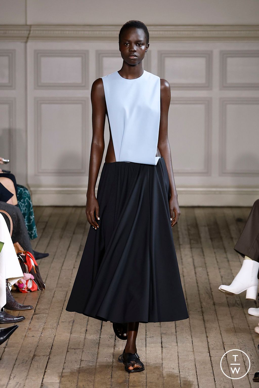 Fashion Week London Spring/Summer 2025 look 8 from the Emilia Wickstead collection womenswear