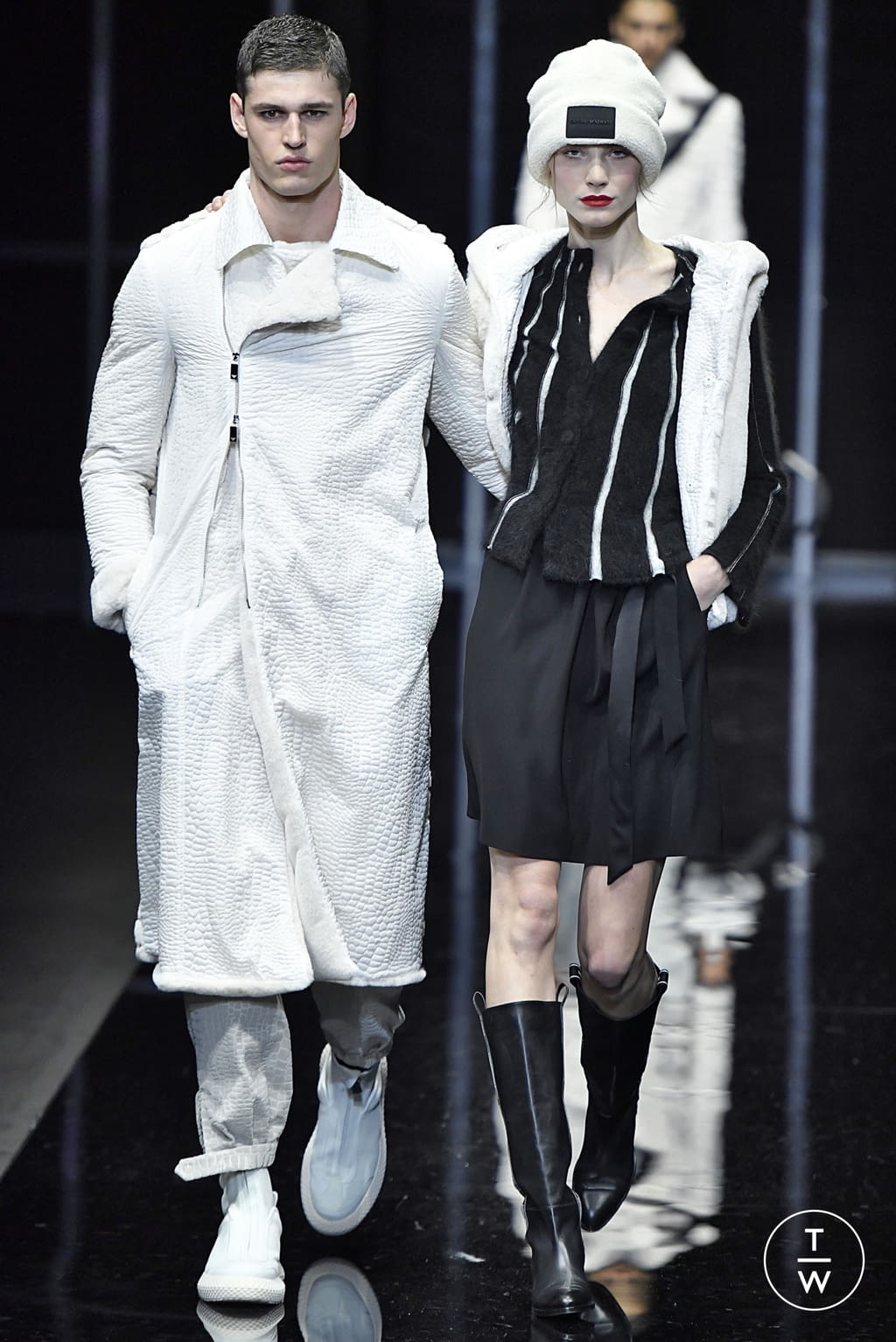 Fashion Week Milan Fall/Winter 2019 look 106 de la collection Emporio Armani menswear