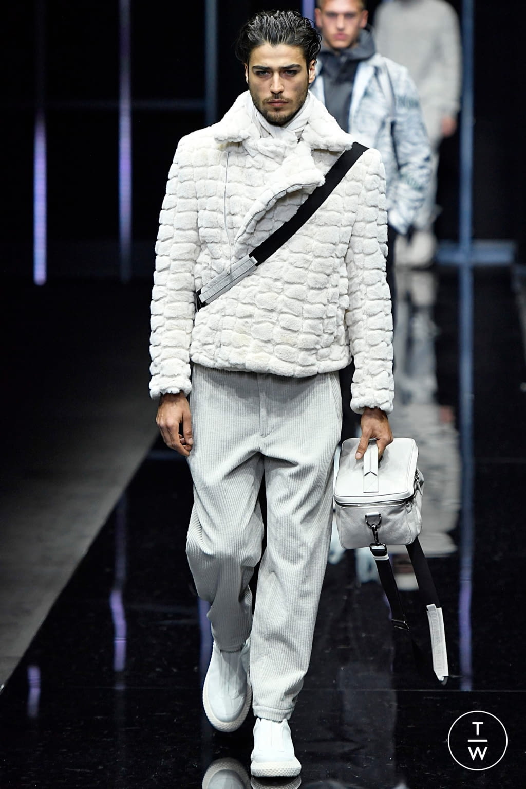 Fashion Week Milan Fall/Winter 2019 look 107 from the Emporio Armani collection menswear