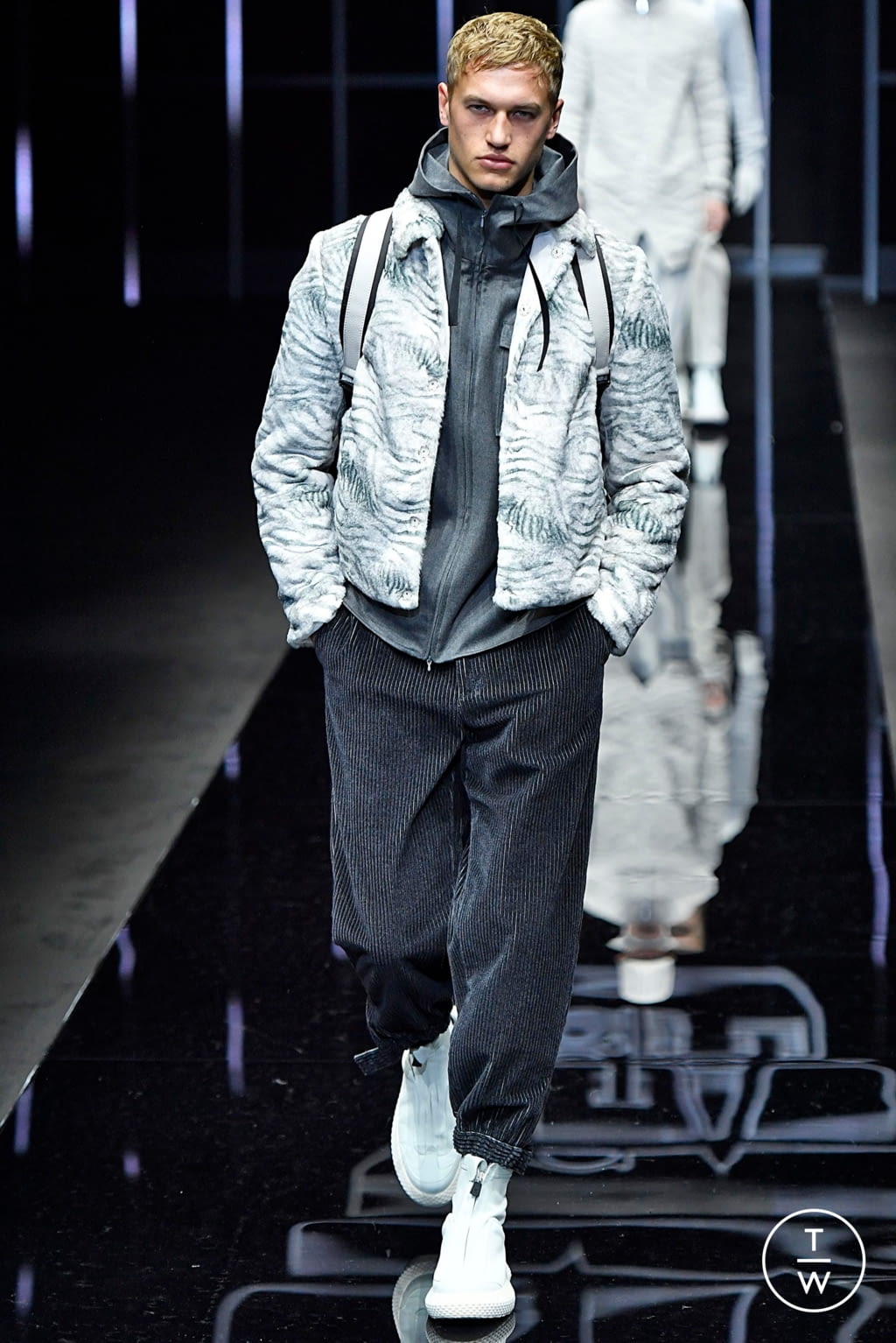 Fashion Week Milan Fall/Winter 2019 look 108 from the Emporio Armani collection menswear