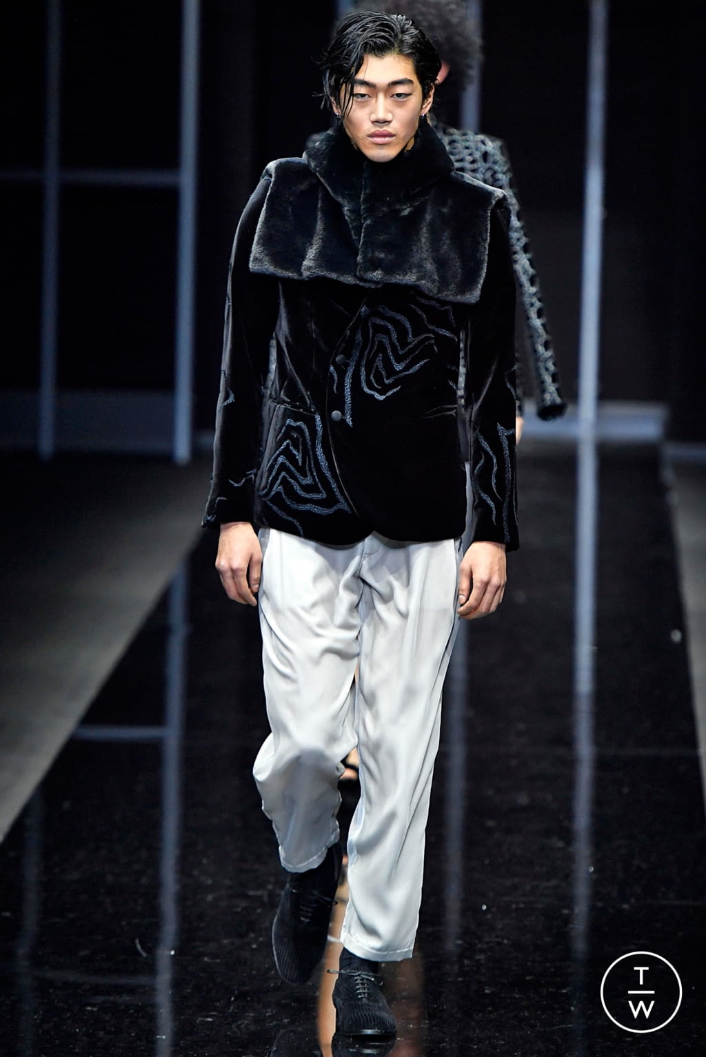 Fashion Week Milan Fall/Winter 2019 look 133 from the Emporio Armani collection menswear