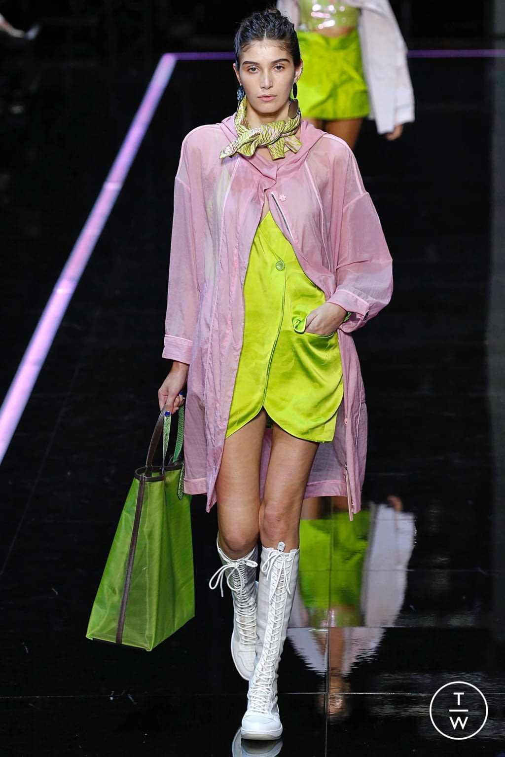 Fashion Week Milan Spring/Summer 2019 look 123 from the Emporio Armani collection 女装