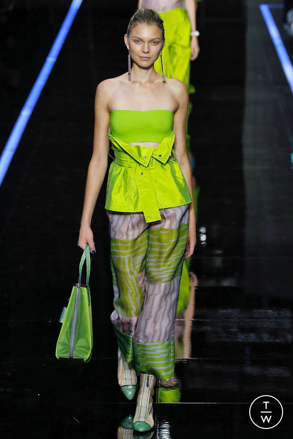 Fashion Week Milan Spring/Summer 2019 look 129 from the Emporio Armani collection womenswear