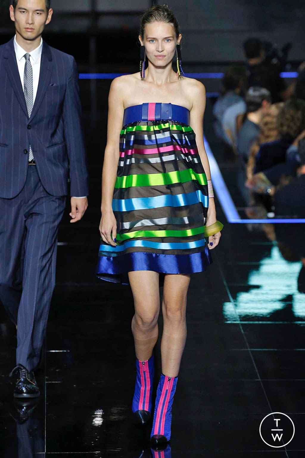 Fashion Week Milan Spring/Summer 2019 look 143 from the Emporio Armani collection 女装