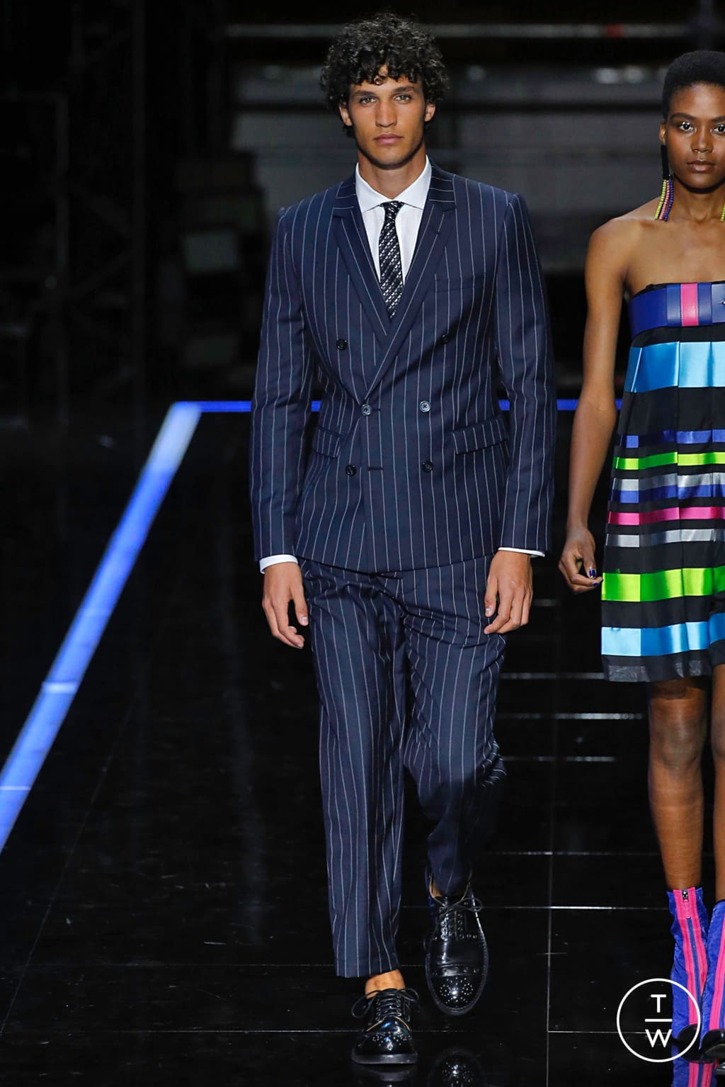 Fashion Week Milan Spring/Summer 2019 look 146 from the Emporio Armani collection womenswear