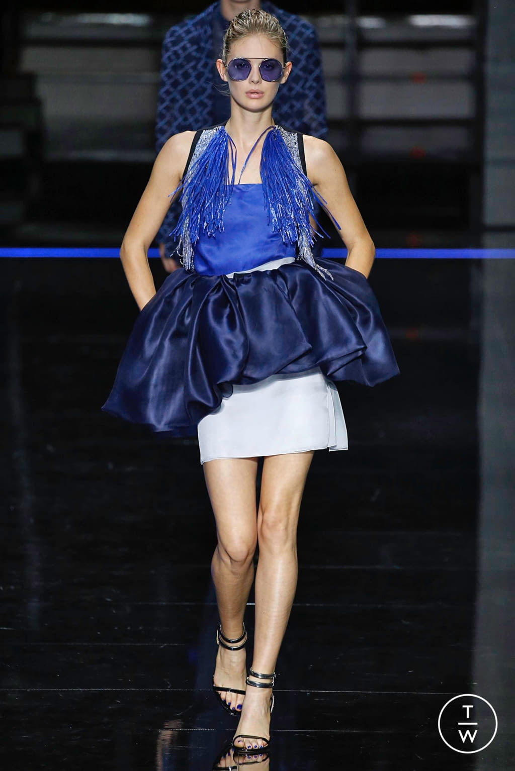 Fashion Week Milan Spring/Summer 2019 look 151 from the Emporio Armani collection womenswear