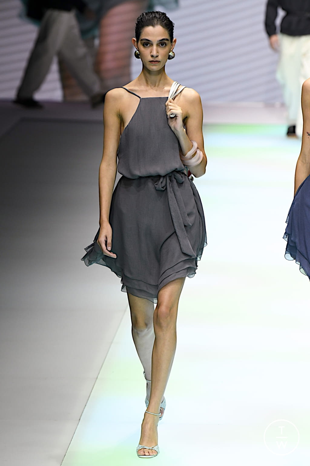 Fashion Week Milan Spring/Summer 2022 look 9 de la collection Emporio Armani womenswear