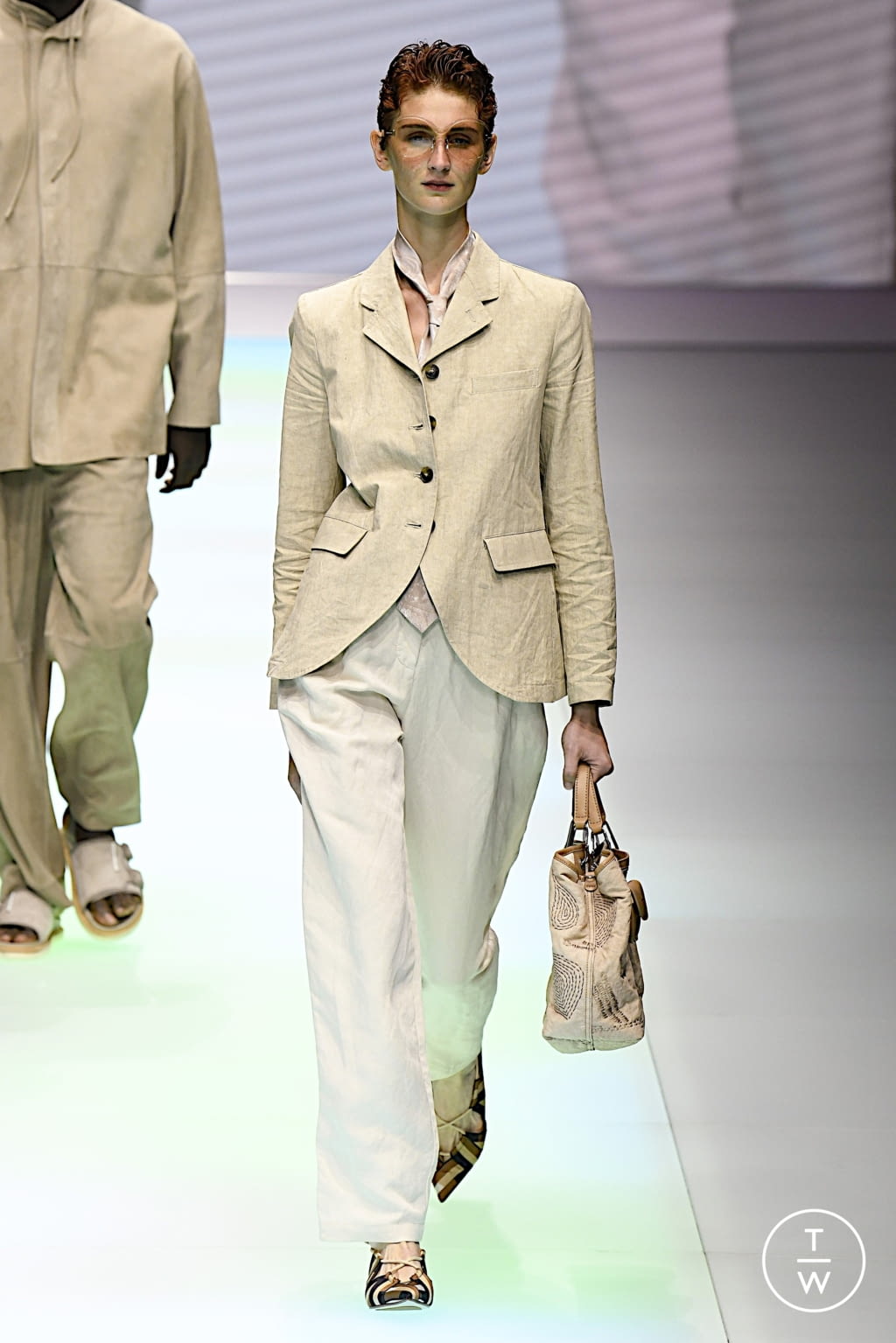 Fashion Week Milan Spring/Summer 2022 look 18 from the Emporio Armani collection womenswear