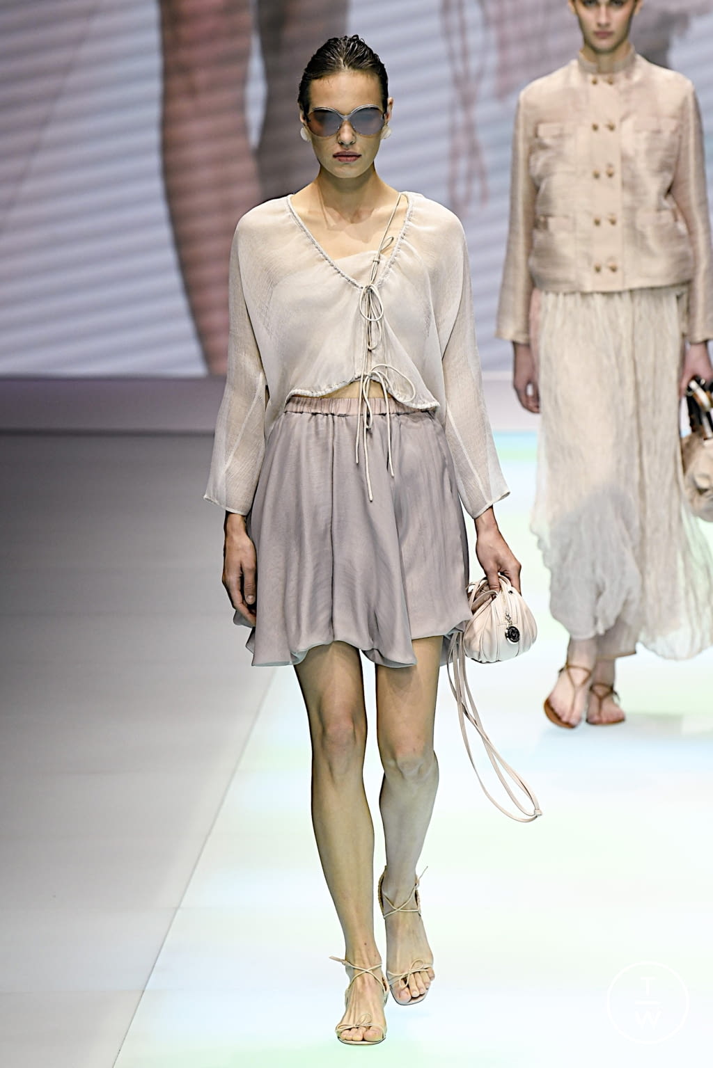Fashion Week Milan Spring/Summer 2022 look 59 de la collection Emporio Armani womenswear