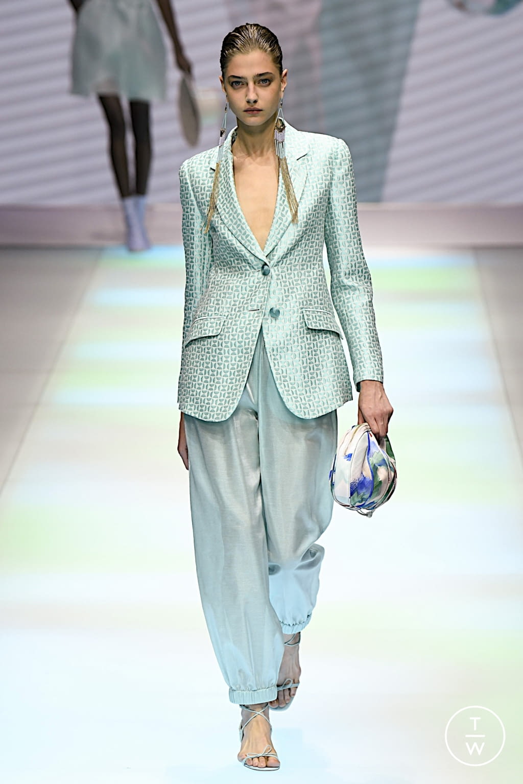 Fashion Week Milan Spring/Summer 2022 look 66 from the Emporio Armani collection womenswear