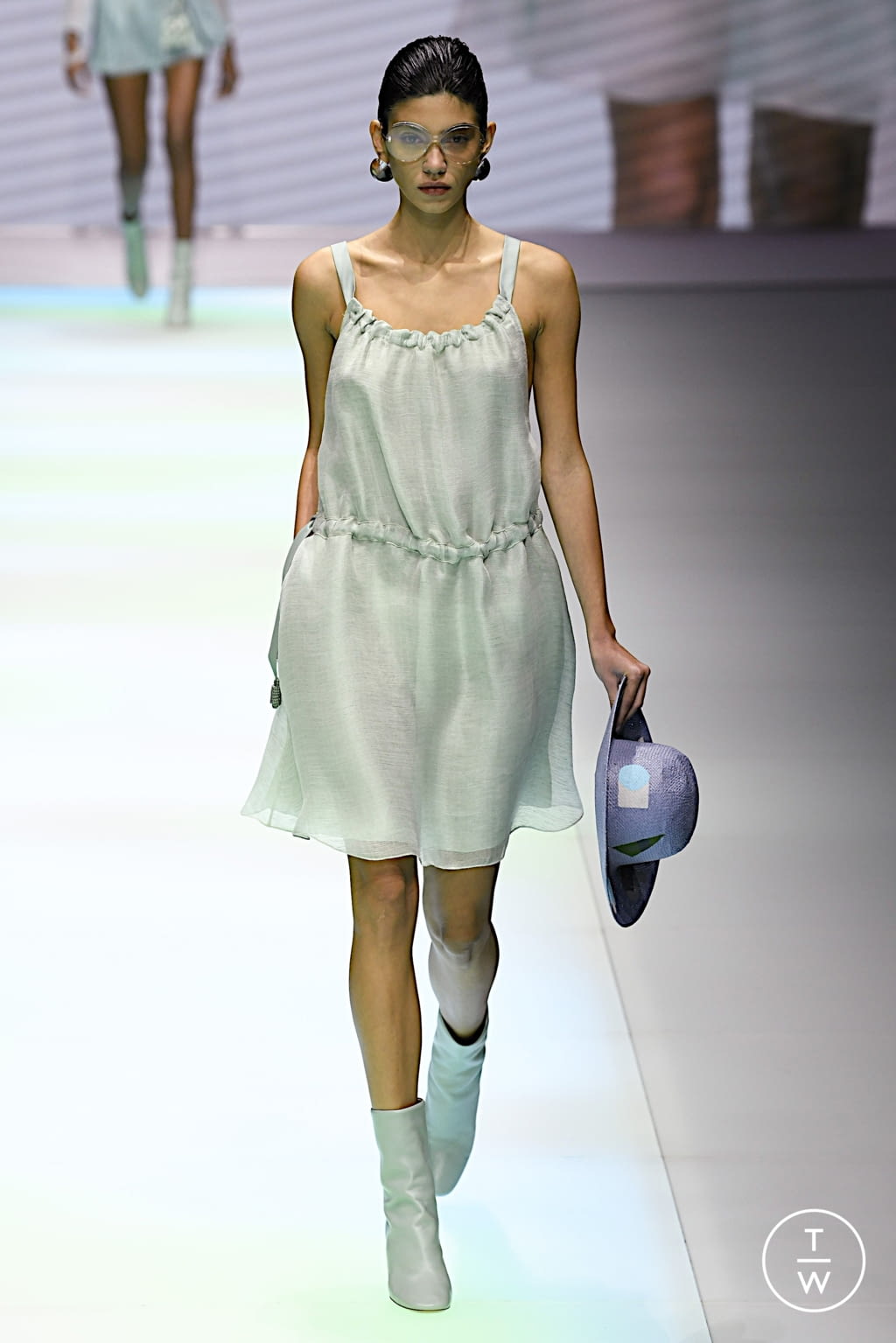 Fashion Week Milan Spring/Summer 2022 look 64 de la collection Emporio Armani womenswear