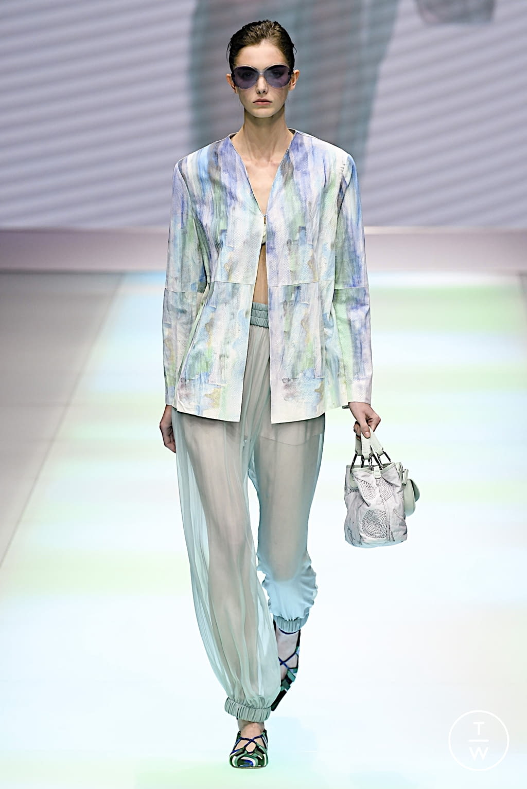 Fashion Week Milan Spring/Summer 2022 look 73 from the Emporio Armani collection 女装