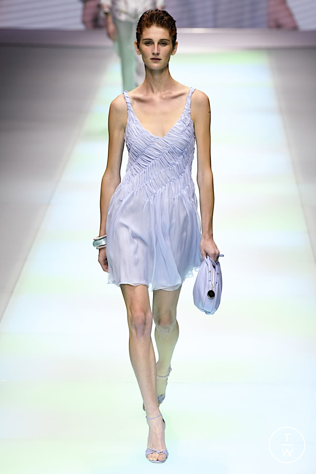 Fashion Week Milan Spring/Summer 2022 look 80 from the Emporio Armani collection 女装