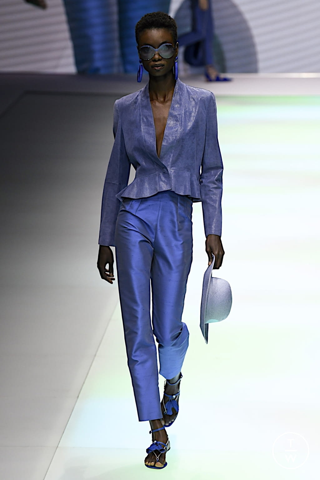 Fashion Week Milan Spring/Summer 2022 look 94 from the Emporio Armani collection womenswear