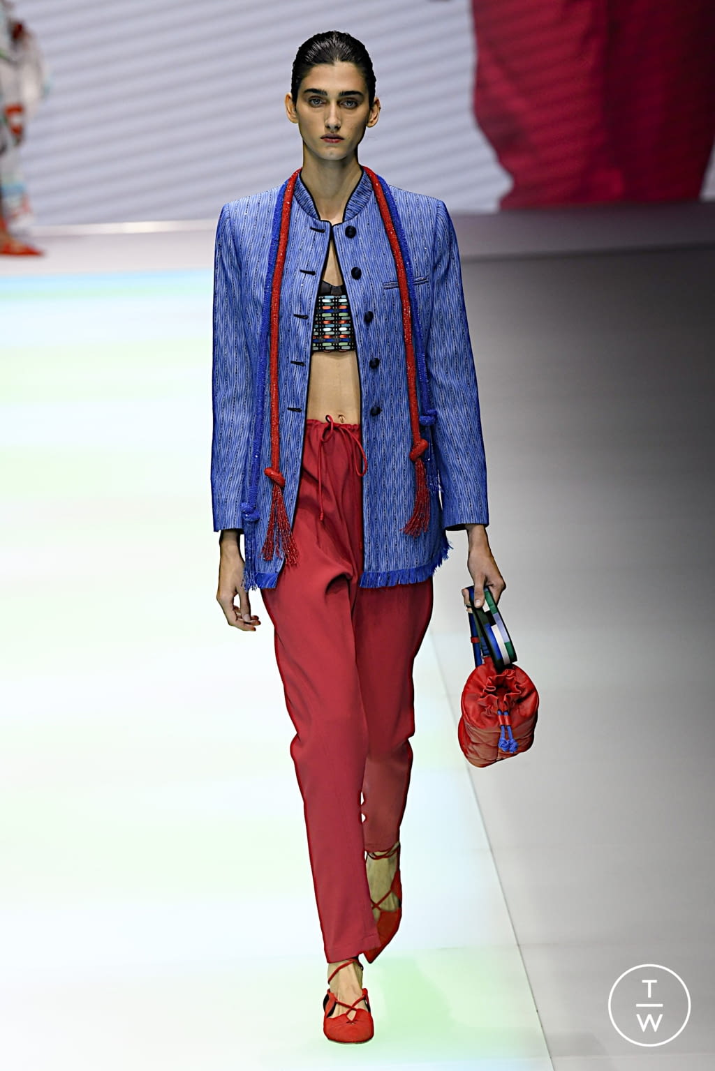 Fashion Week Milan Spring/Summer 2022 look 101 from the Emporio Armani collection 女装