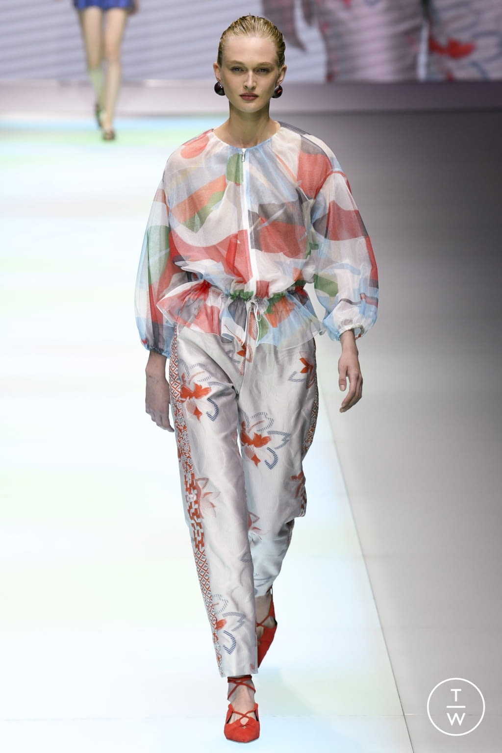 Fashion Week Milan Spring/Summer 2022 look 97 from the Emporio Armani collection womenswear