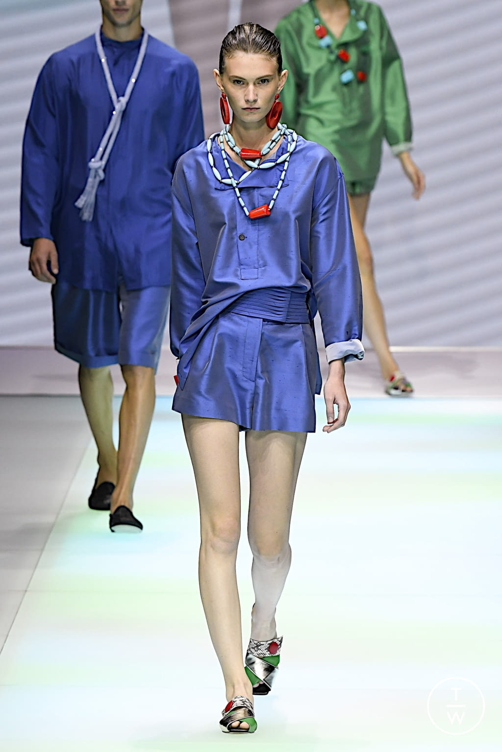 Fashion Week Milan Spring/Summer 2022 look 105 de la collection Emporio Armani womenswear