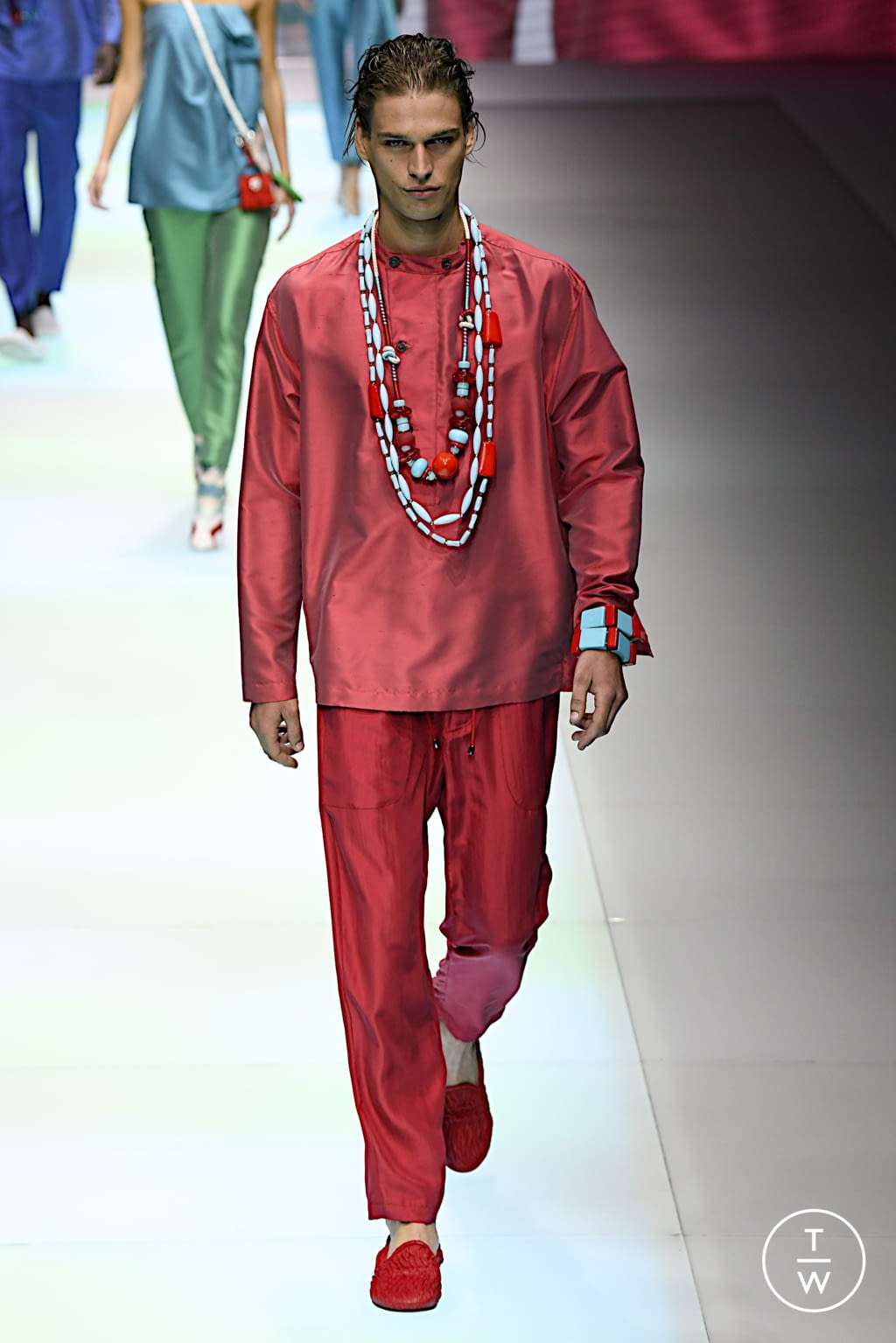 Fashion Week Milan Spring/Summer 2022 look 113 from the Emporio Armani collection womenswear