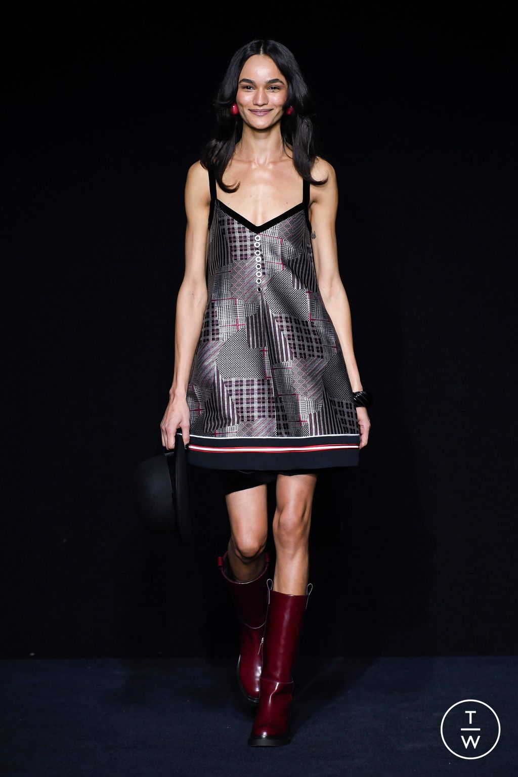 Fashion Week Milan Fall/Winter 2023 look 11 from the Emporio Armani collection 女装
