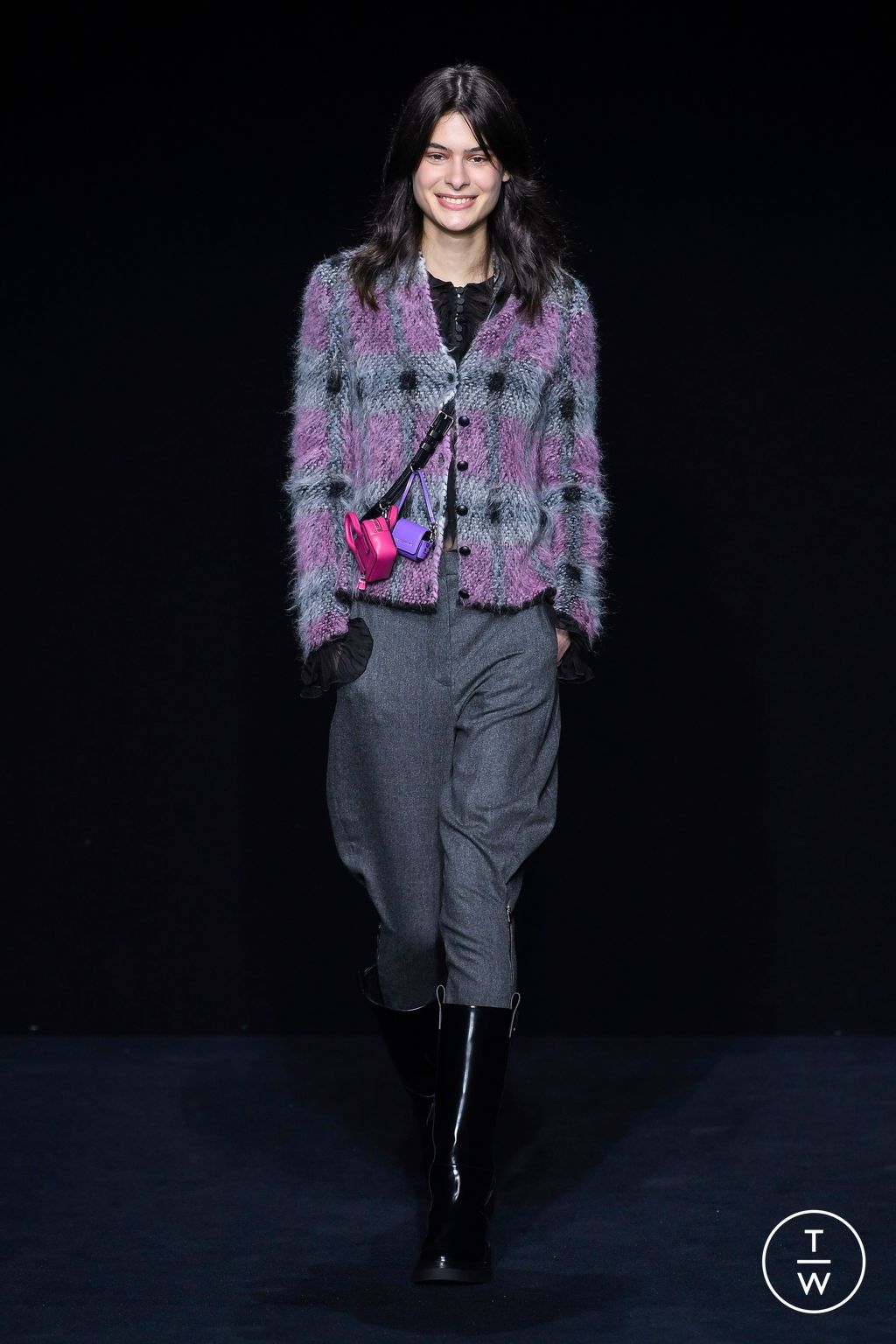Fashion Week Milan Fall/Winter 2023 look 13 from the Emporio Armani collection womenswear