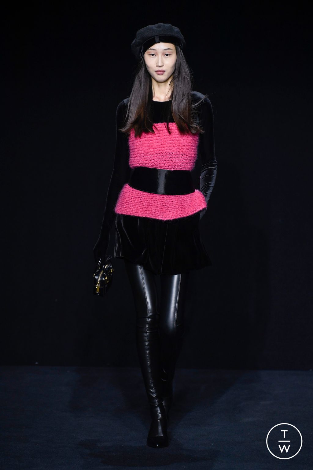 Fashion Week Milan Fall/Winter 2023 look 30 from the Emporio Armani collection womenswear