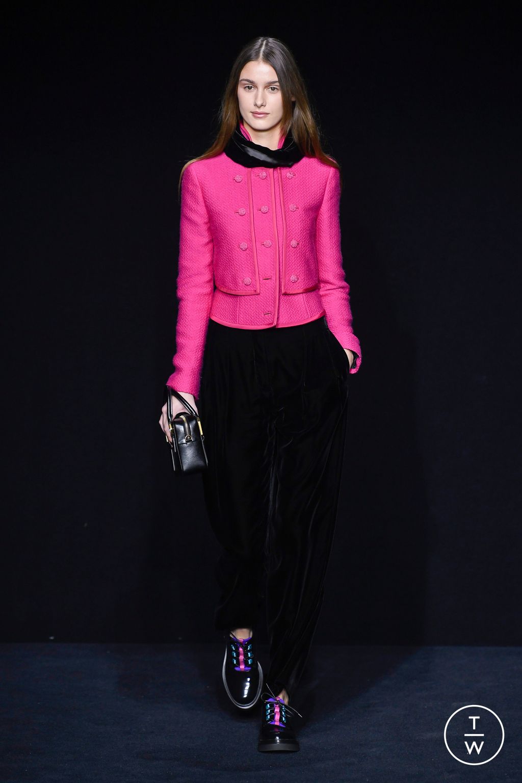 Fashion Week Milan Fall/Winter 2023 look 33 from the Emporio Armani collection womenswear