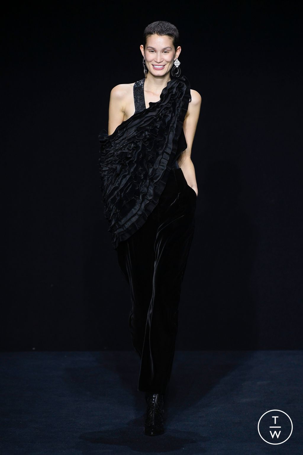 Fashion Week Milan Fall/Winter 2023 look 49 from the Emporio Armani collection womenswear