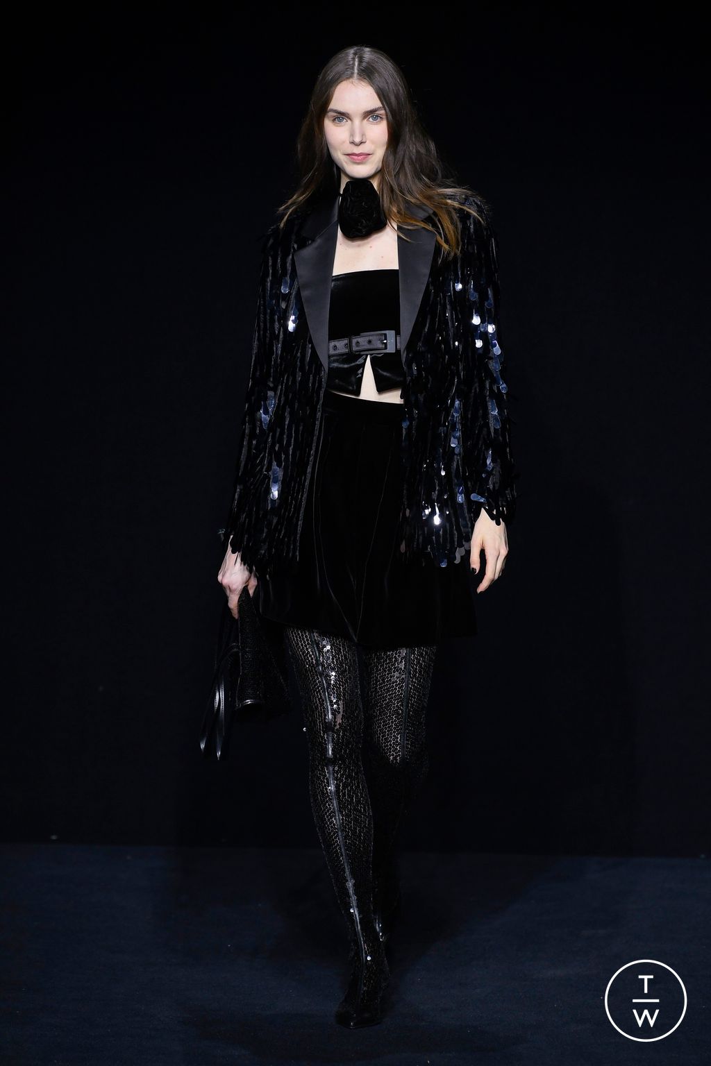 Fashion Week Milan Fall/Winter 2023 look 61 de la collection Emporio Armani womenswear